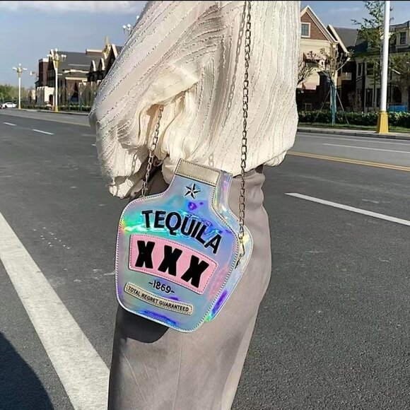 TEQUILA BOTTLE DESIGN CROSSBODY BAG - Picture 3 of 4